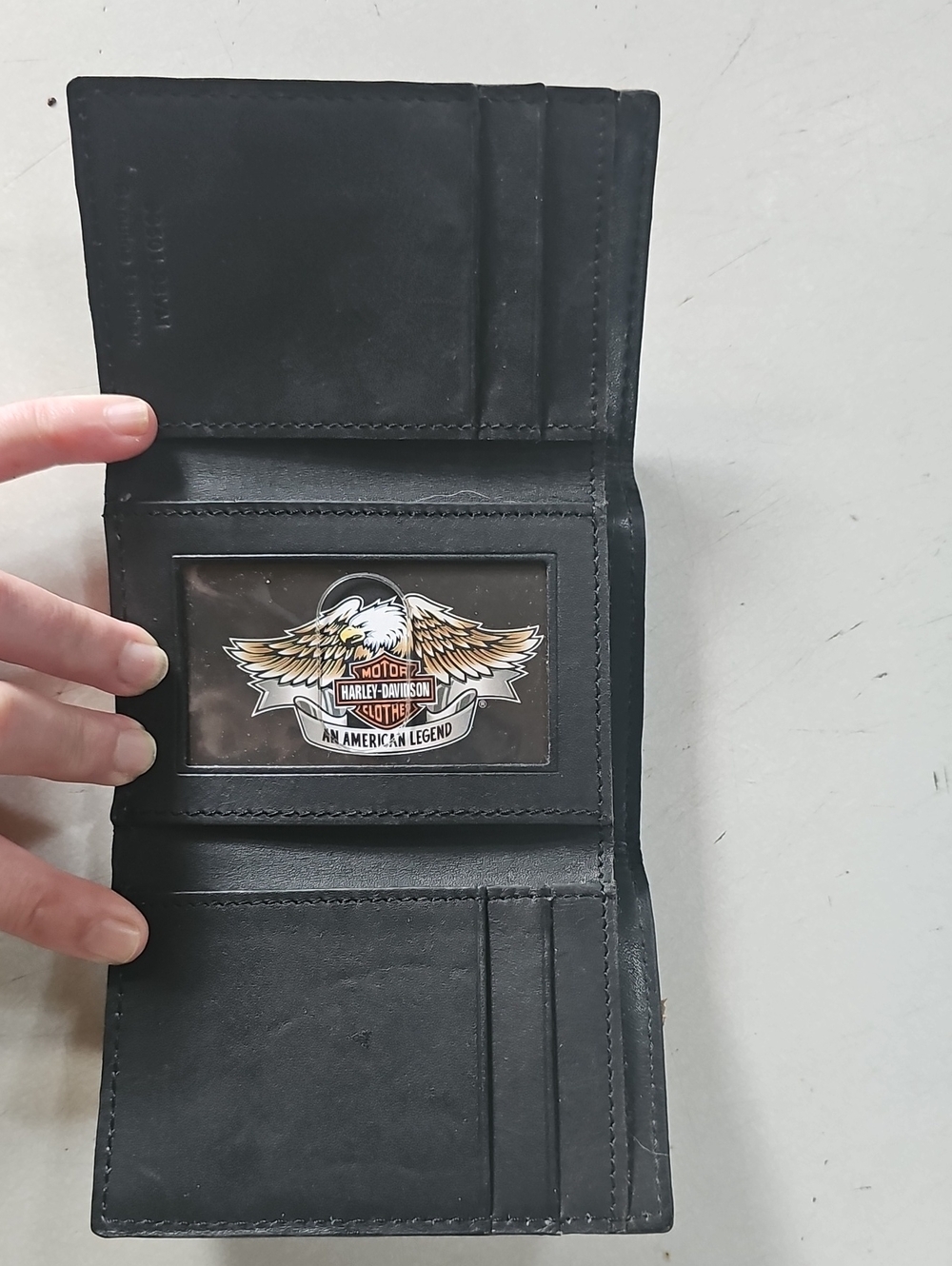Harley Davidson Leather Wallet - Picture 2 of 3